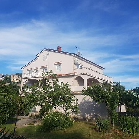 Apartments Mari - Near Sea Лопар Екстер'єр фото
