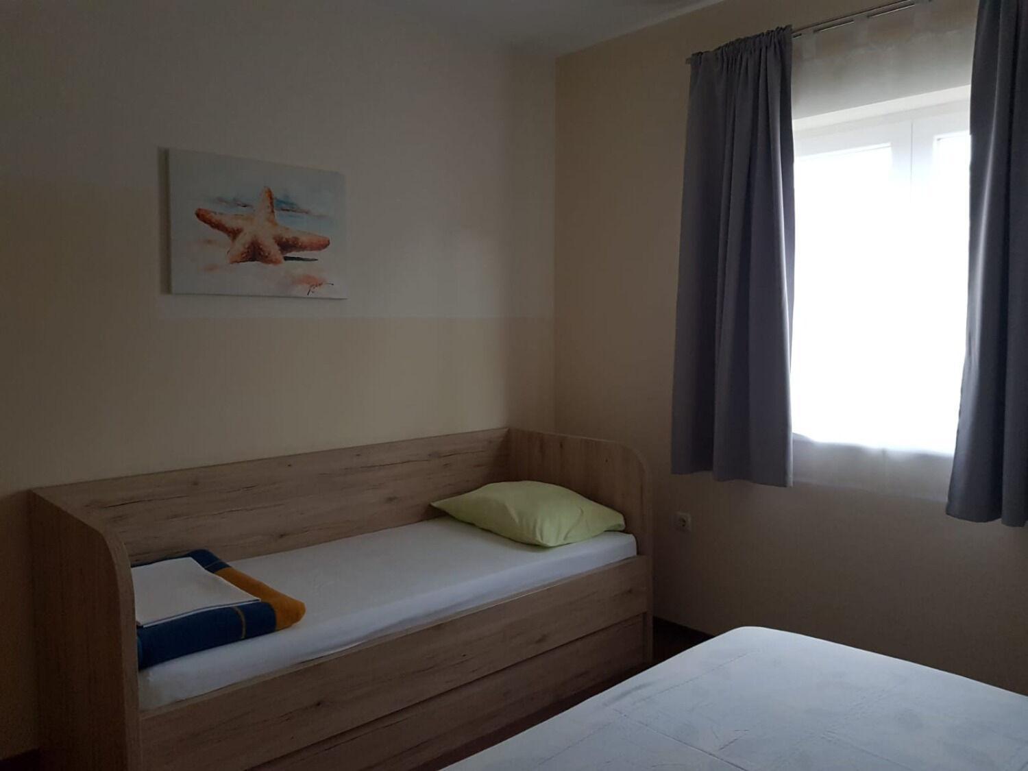 Apartments Mari - Near Sea Лопар Екстер'єр фото