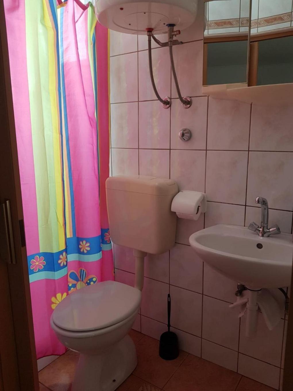Apartments Mari - Near Sea Лопар Екстер'єр фото