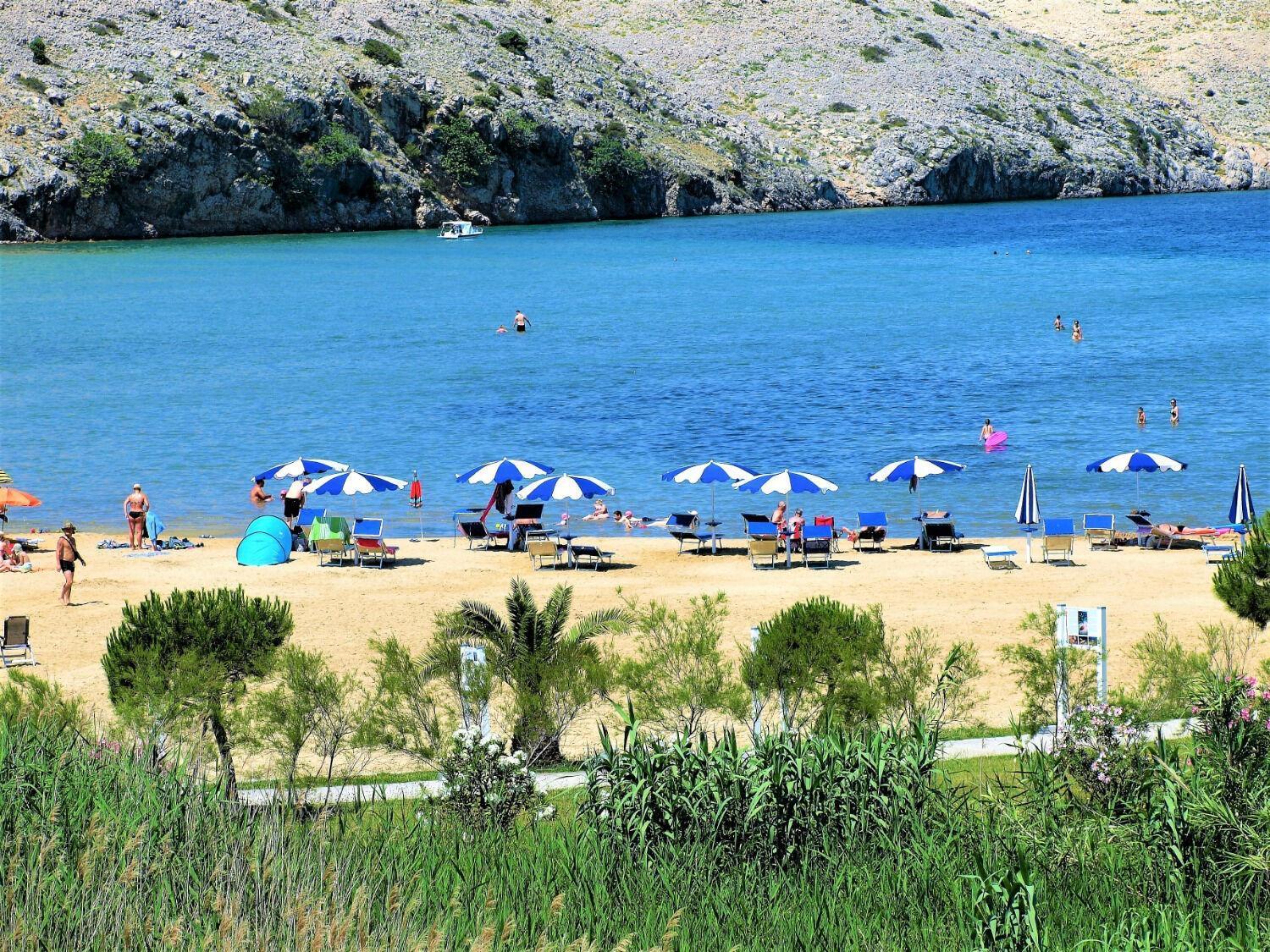 Apartments Mari - Near Sea Лопар Екстер'єр фото